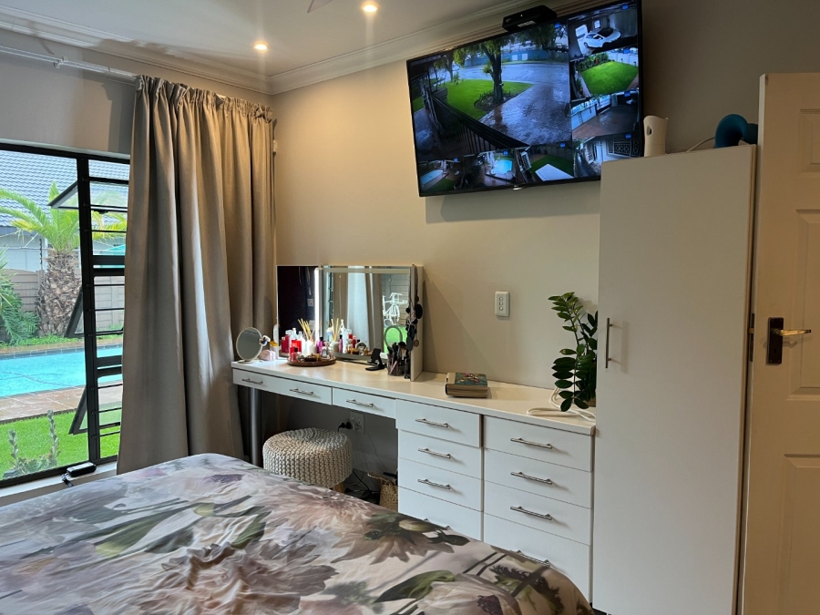 5 Bedroom Property for Sale in Potchefstroom North West
